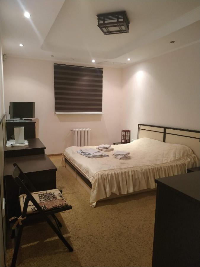 Mini-Hotel Chabany Lake - Мини-Отель У Озера Чабаны Exterior foto